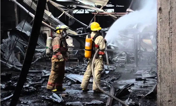 COMBATE CONTRA INCENDIOS